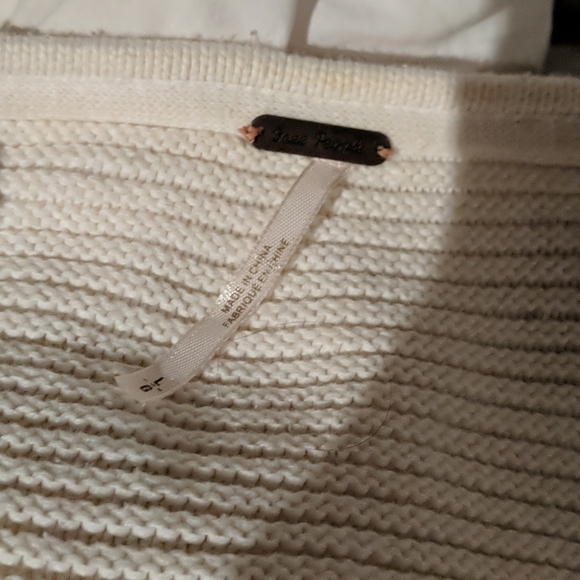 Sweater - Picture 2 of 3